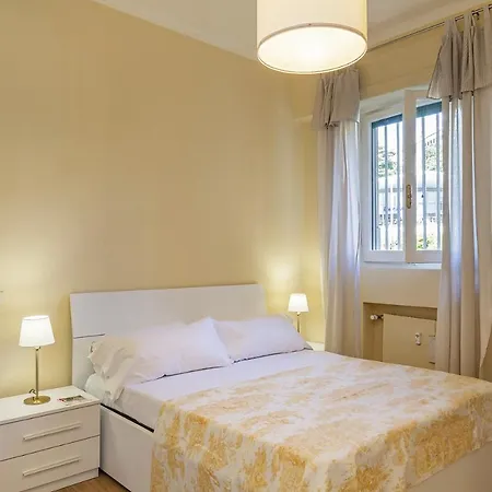 Corso Italia Deluxe Apartament Genua