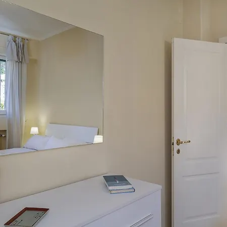 Apartment Corso Italia Deluxe Genoa